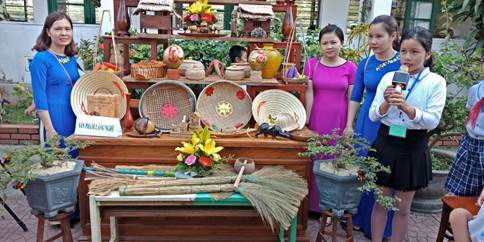 2203mythuy013.jpg