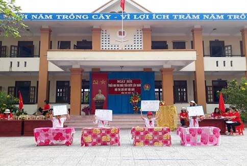 1104hongthuy2.jpg