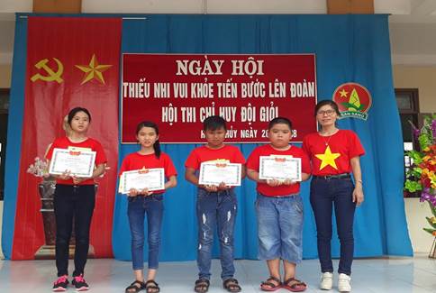1104hongthuy5.jpg