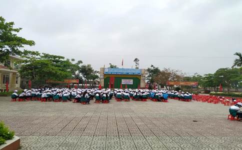 0303anthuy01.jpg