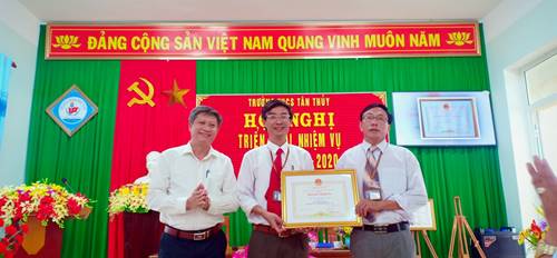 0509tan05.jpg