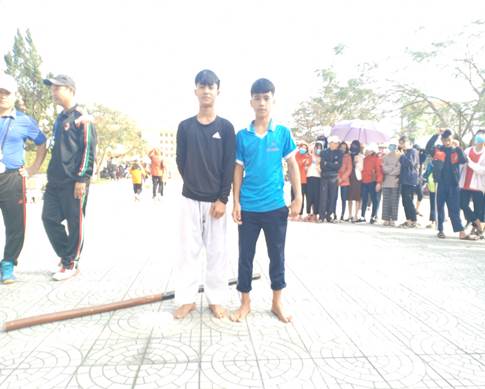 1301DG017.jpg