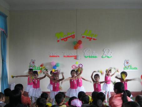 05_9_2012_MNThai_1.jpg