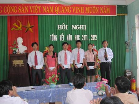 28_5_2012_THNgBac_3.jpg